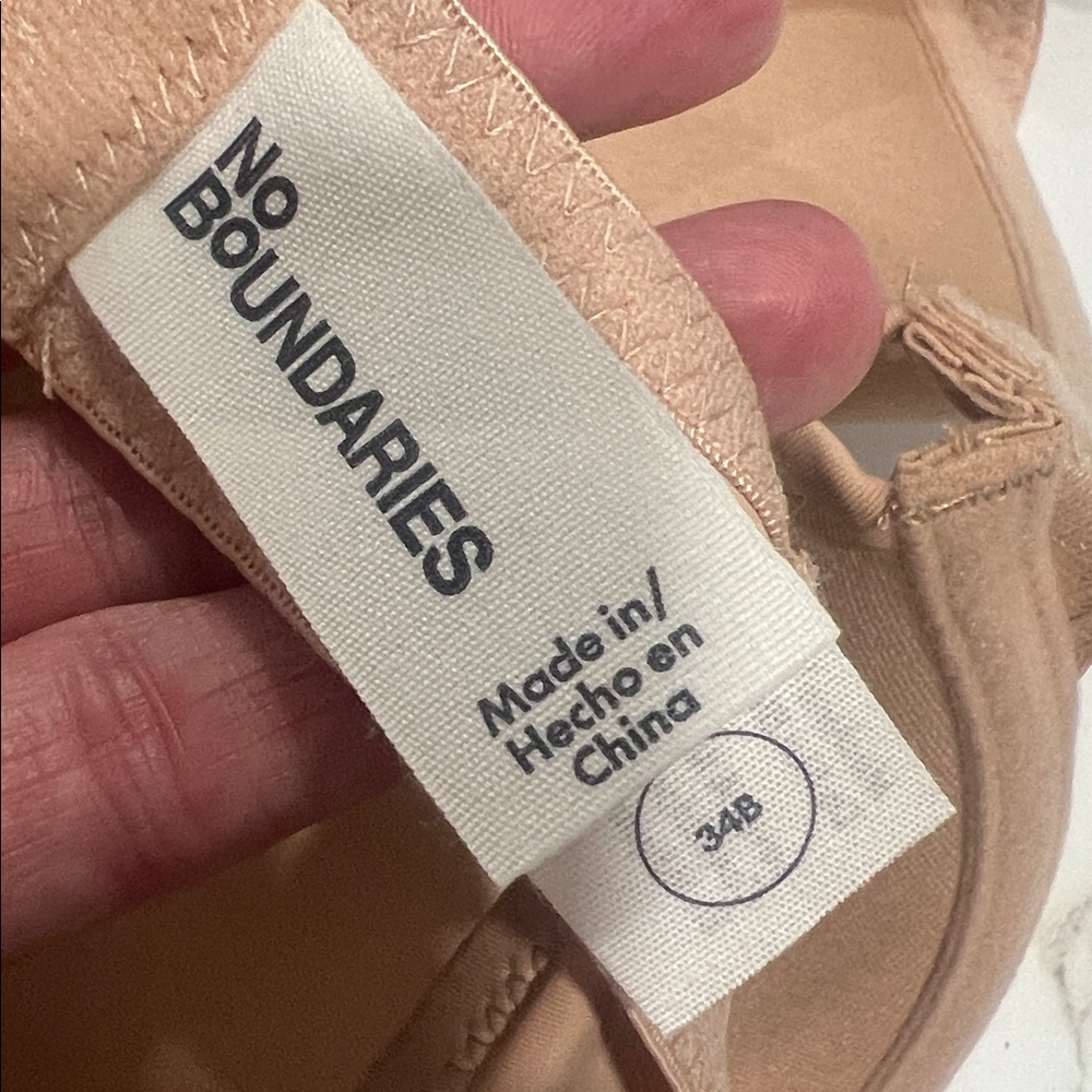 No Boundaries Seamless T-Shirt Bra Trio - Gray, Black & Nude - Picture 3 of 3